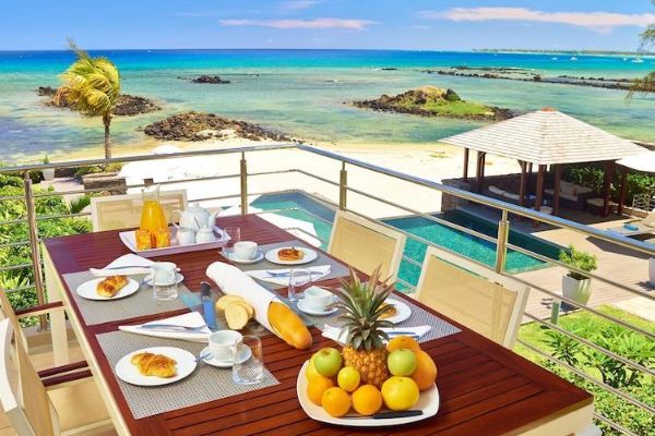 Bon Azur Beachfront Suites and Penthouses by Lov (Trou aux Biches)